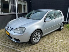 Volkswagen Golf - 2.0 TDI 140pk Sportline AIRCO 5dr