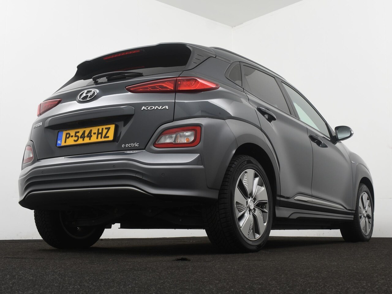 Hyundai Kona Electric COMFORT 64 kWh APPLE CARPLAY CAMERA CRUISE