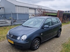 Volkswagen Polo - 1.4-16V Athene