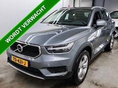Volvo XC40 - 1.5 T3 157PK Momentum Business Pack Connect / Connectivity Line / Pdc Camera / Xenon / Nav