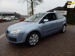 Ford Focus - 1.4-16V Trend