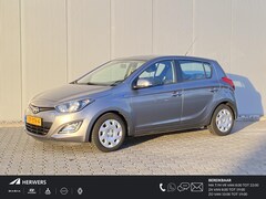 Hyundai i20 - 1.2i i-Motion / Airco / Boekjes / Historie bekend / Radio-CD /