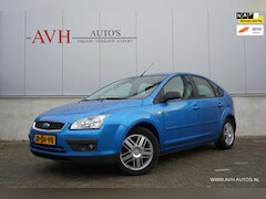 Ford Focus - 1.6-16V Ghia