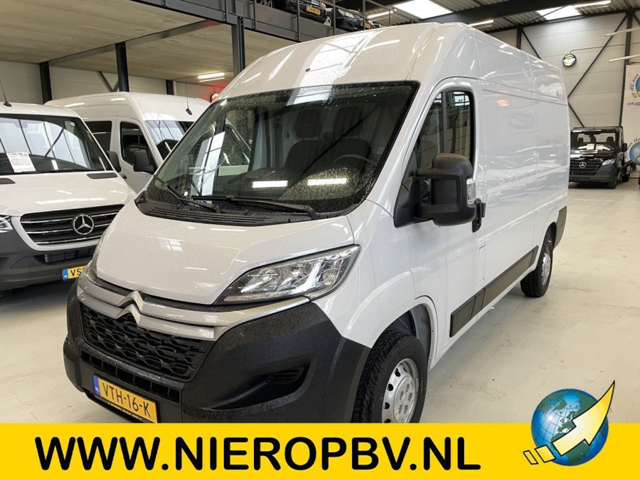 Citroën Jumper - 2.2 BlueHDi 120 L2H2 Airco Navi Cruisecontrol Camera - AutoWereld.nl