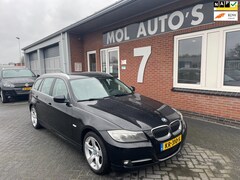 BMW 3-serie Touring - 318d Luxury Line Navi Leer APK 03-24