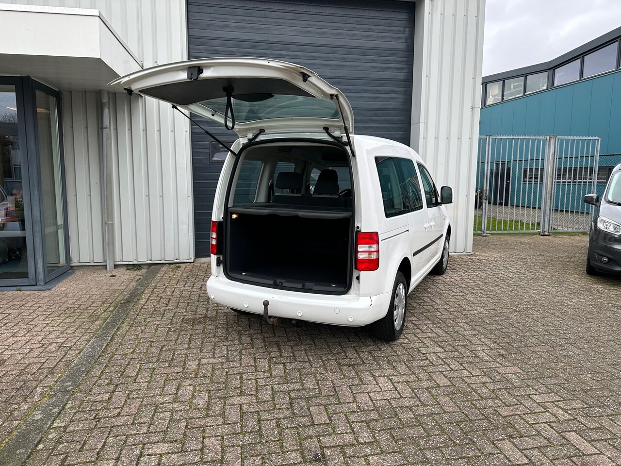 Volkswagen Caddy 1.2 TSI BENZINE 5persoons NW APK / MARGE 2011 Benzine Occasion te koop op Volkswagen Caddy 1.2 TSI BENZINE 5persoons NW APK / MARGE 2011 Benzine Occasion te koop op