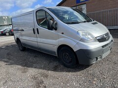 Opel Vivaro - 2.5 motor
