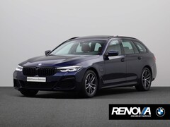 BMW 5-serie Touring - 530e High Executive | DAB-Tuner | Comfort Access | MINI Head-Up Display | PDC Voor/Achter