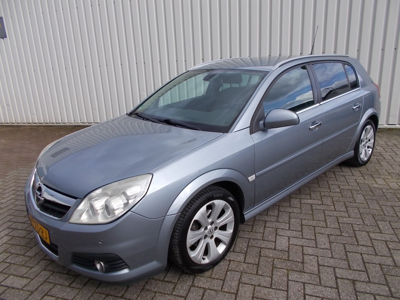 Opel Signum - 2.2-16V Executive 2.2-16V Executive ( APK 16-10-2023 ) - AutoWereld.nl