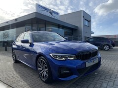 BMW 3-serie - 330e Hybrid 293pk M-sport HiFi | Trekhaak | LED | Stoel, Stuurverw. | M Sportremmen | DAB