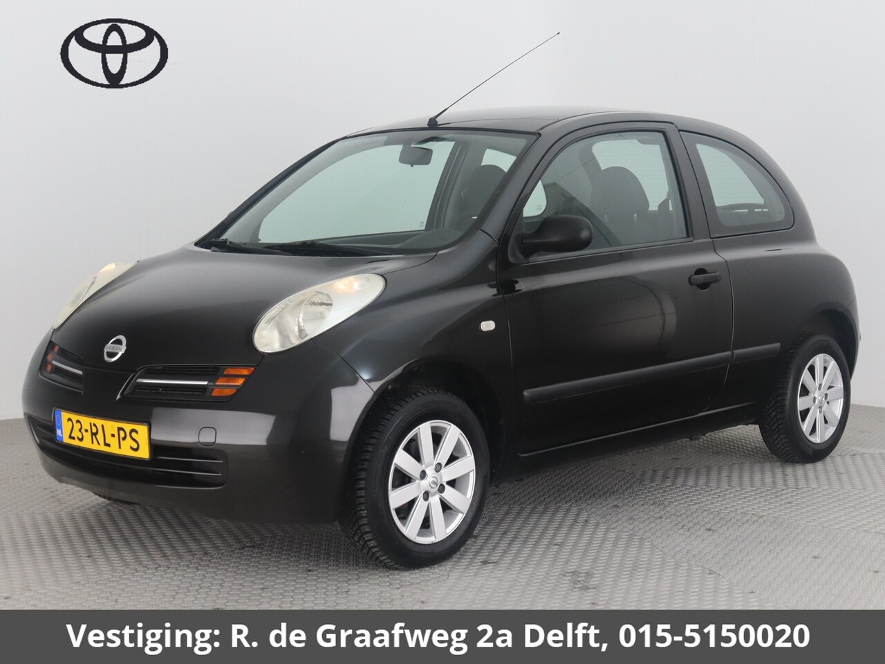 Nissan Micra - 1.0 basis | Centrale vergrendeling | Lichtmetalen velgen - AutoWereld.nl
