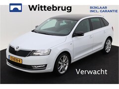 Skoda Rapid Spaceback - 1.0 TSI Greentech Clever Plus Navigatie / Panoramadak / Airco (Clima) / Trekhaak / Parkeer