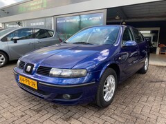 Seat Leon - 1.6-16V Stella| NW APK| LMV| AIRCO| 12 MND GARANTIE|