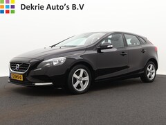 Volvo V40 - 2.0 D2 120PK Momentum / AIRCO / NAVIGATIE/ CRUIS-CTR. / LMV / PDC