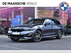 BMW 3-serie Touring - 330e xDrive High Executive M Sport Automaat / M 50 Jahre uitvoering / Panoramadak / Trekha