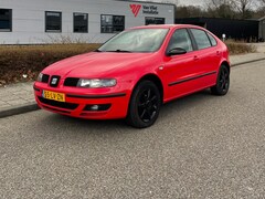 Seat Leon - 1.6-16V Stella 5-deurs AIRCO