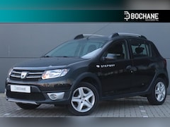 Dacia Sandero Stepway - 0.9 TCe Lauréate PARKEERSENSOREN ACHTER | VERWARMBARE VOORSTOELEN | NAVI | CRUISE