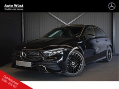 Mercedes-Benz A-klasse - 180 AMG Line | Panaroma-schuifdak | Stoelverwarming | Achteruitrijcamera | Night-Pakket |