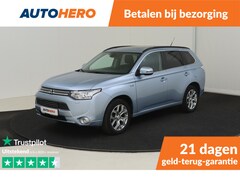 Mitsubishi Outlander - 2.0 PHEV Instyle+ 122PK | VW52314 | Navi | Climate | Adaptive Cruise | Leder | Xenon | Ele