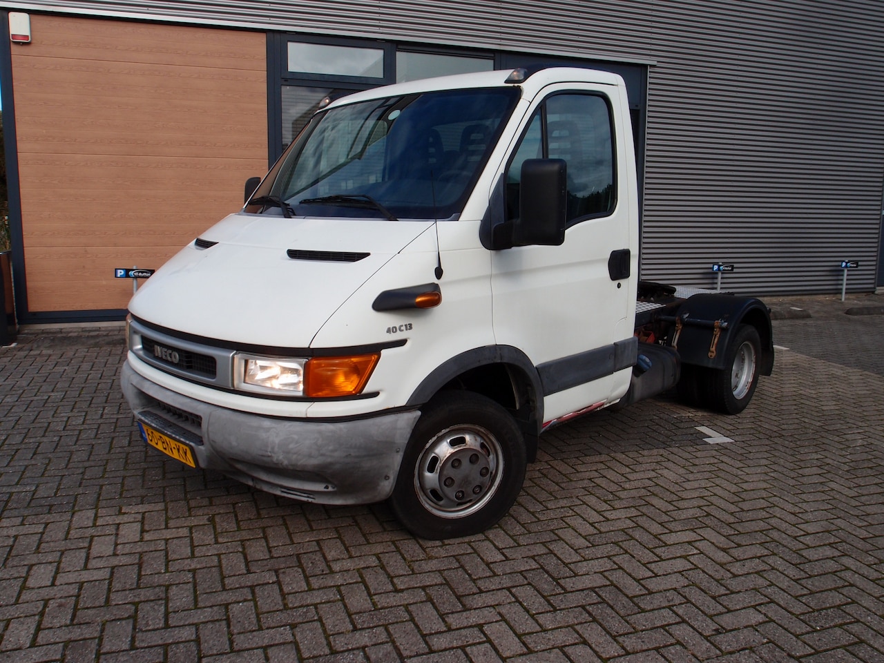 Iveco Daily - 40 C 13 be trekker 6600kg trekvermogen nw apk goede staat b.e kleinrijbewijs 40c13 130pk s - AutoWereld.nl