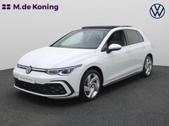 Volkswagen Golf - 1.4 eHybrid 180kW/245PK GTE DSG · Panoramadak · Parkeersensoren + camera · Stoel-stuurverw