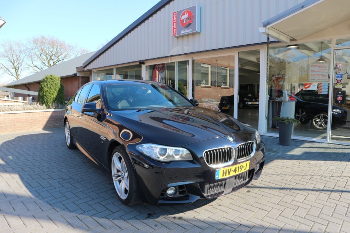 BMW 5-serie - 535i High Executive 535i High Executive, Mooie auto vol opties, Leer, HUD, Adaptive - AutoWereld.nl