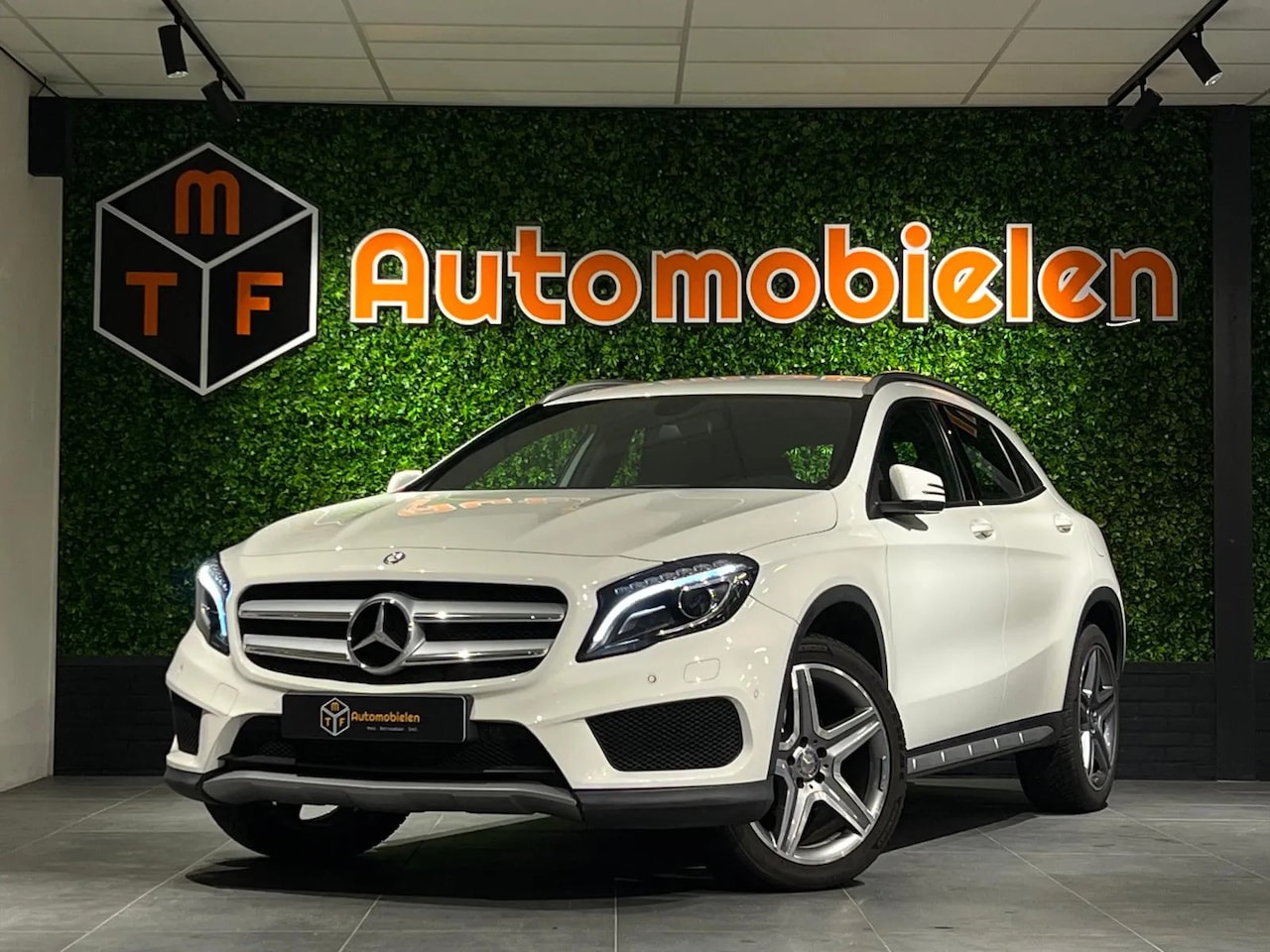 Mercedes-Benz GLA-Klasse - 200 AMG Business - AutoWereld.nl