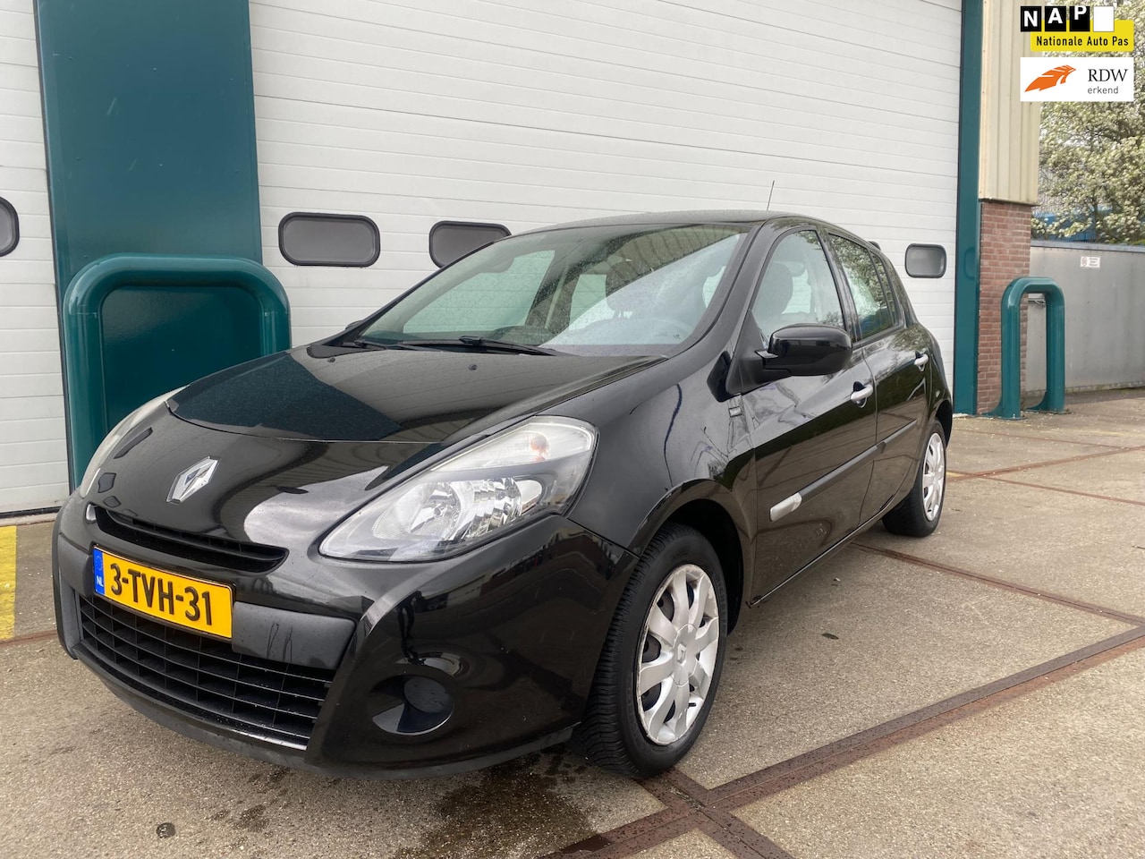 Renault Clio - 1.2 Collection Origineel 120.000Km NAP! - AutoWereld.nl