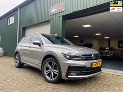 Volkswagen Tiguan - 1.5 TSI DSG Highline Business R Pano leer