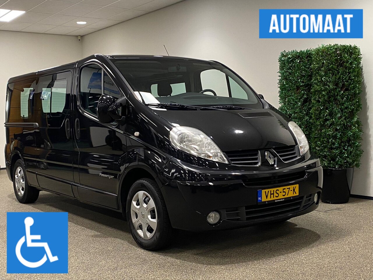 Renault Trafic - L2H1 Rolstoelbus Automaat (airco) - AutoWereld.nl