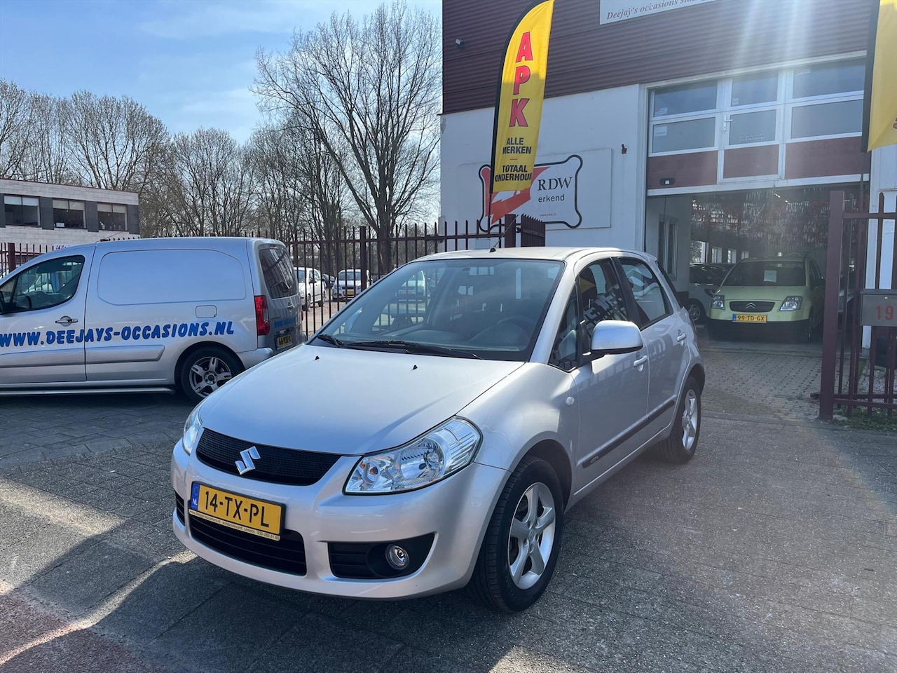 Suzuki SX4 - 1.6 VVT 120pk 2WD Exclusive - AutoWereld.nl