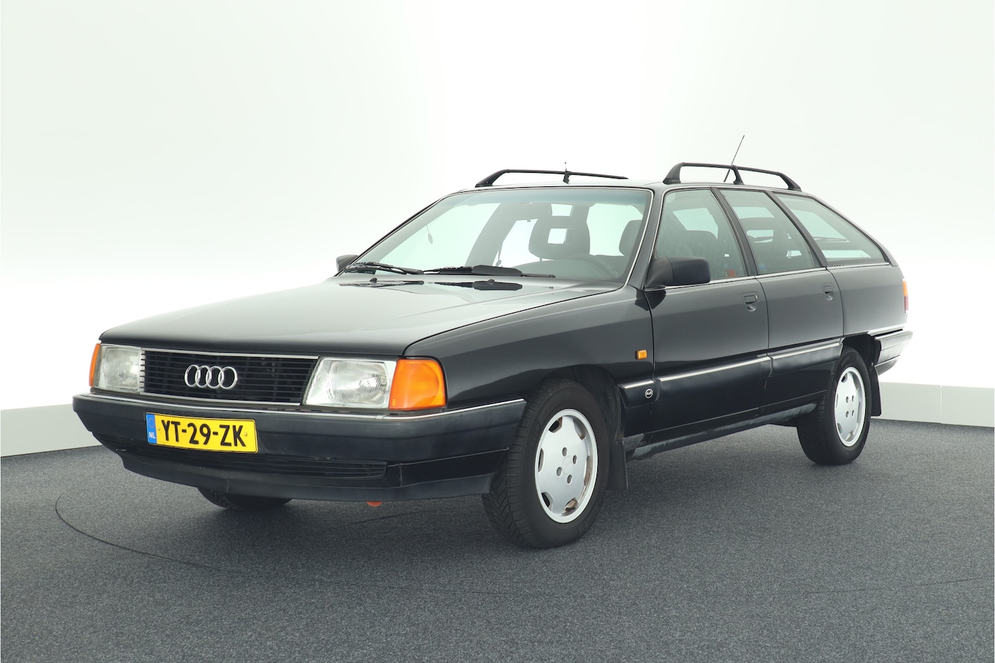 Audi 100 Avant - 2.3 136pk Automaat NL Auto 1e Eigenaar 2e paasdag geopend van 11:00uur t/m 16:00uur - AutoWereld.nl