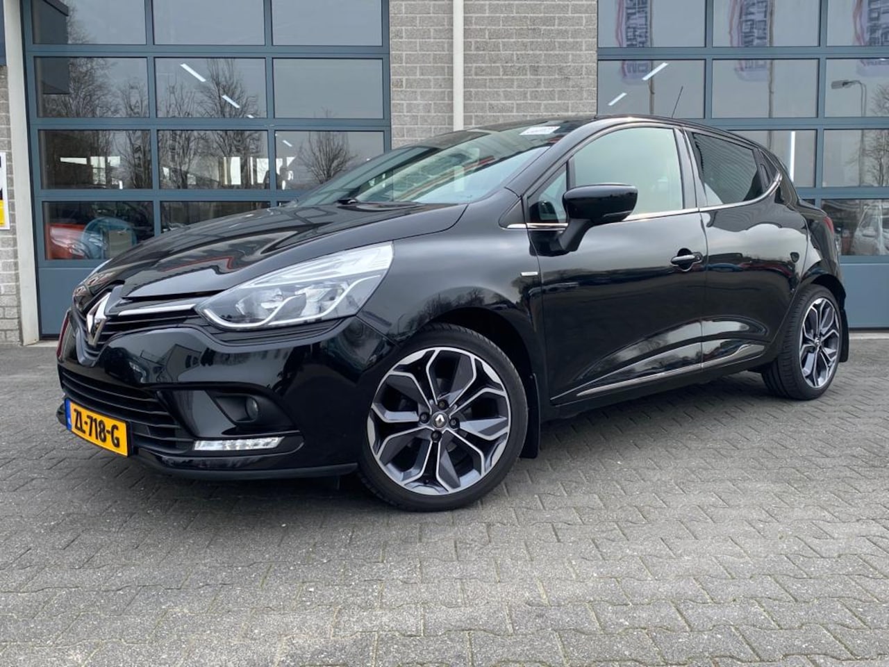Er is behoefte aan Overtollig beklimmen Renault Clio 1.5 dCi Ecoleader Limited | CLIMA | 17" VELGEN | 2019 Diesel -  Occasion te koop op AutoWereld.nl