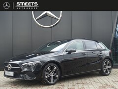 Mercedes-Benz A-klasse - 180 Luxury Line | Achteruitrijcamera | Panoramadak | Keyless-Entry |