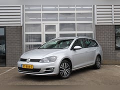 Volkswagen Golf Variant - 1.6 TDI Connected Series / Automaat / Navigatie / Stoelverwarming / PDC