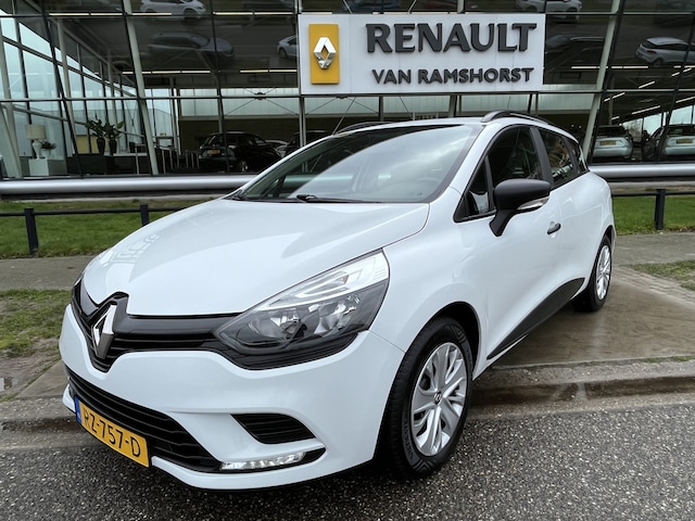 gemak meer Startpunt Renault Clio Estate 0.9 TCe Life / Trekhaak / DAB / Airco / Bluetooth /  Elek Spiegels / Elek Ramen V / 2018 Benzine - Occasion te koop op  AutoWereld.nl