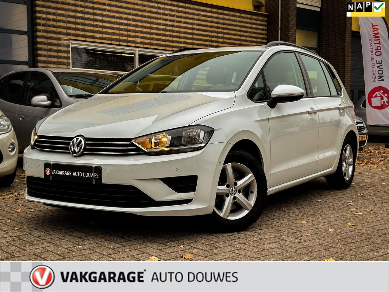 Volkswagen Golf Sportsvan - 1.2 TSI Comfortline|DSG|Panorama|Dealer onderhouden|NAP| - AutoWereld.nl