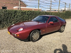 Porsche 928 - 4.7 S Coupé