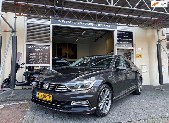 Demon Play Afleiden invoegen Volkswagen Passat R-Line, tweedehands Volkswagen kopen op AutoWereld.nl