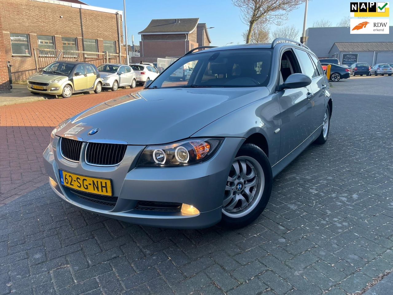 BMW 3-serie Touring - 320i Dynamic Executive / NIEUWE APK / LEDER INTR / NAP - AutoWereld.nl