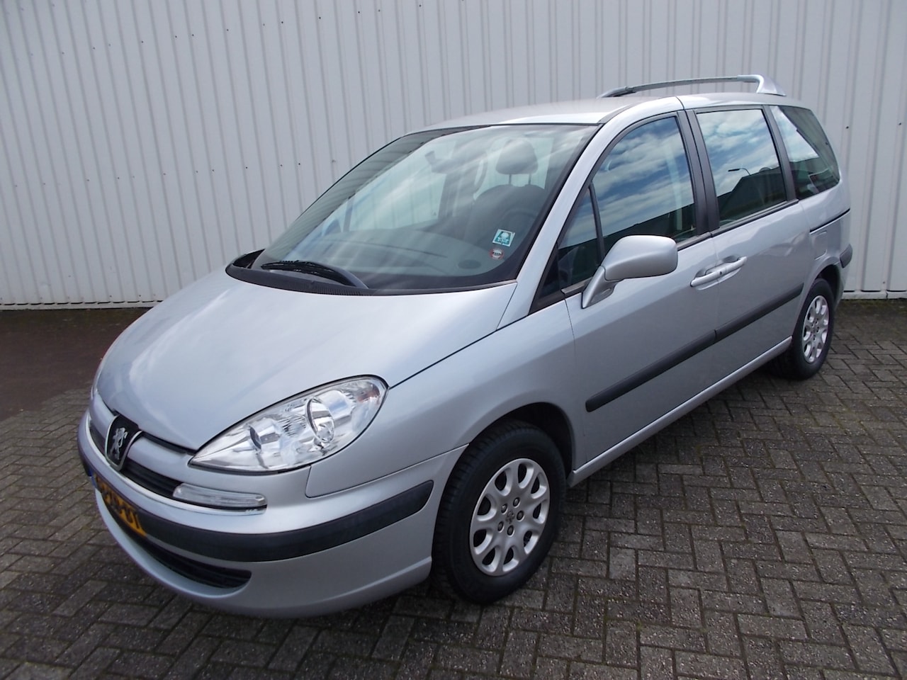 Peugeot 807 - 2.0 SR 7 Pers. - AutoWereld.nl