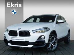 BMW X2 - sDrive20i Executive / / Achteruitrijcamera / Driving Assistant Plus / Sportstoelen / Hifi