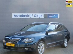 Skoda Superb Combi - 2.0 TDI Elegance Business 4x4 UNIEKE AUTO