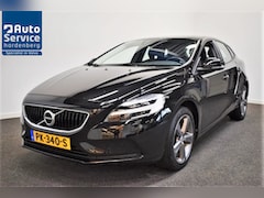 Volvo V40 - 2.0 T3 153pk Nordic+ Standkachel/ On-Call/ Verw.voorruit/ Stoelverw/ Navi