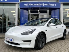Tesla Model 3 - Standard RWD Plus | 55 KWH | Leder | Pano | info Sven 0492588980 info Sven 0492588980 What