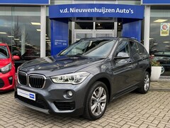 BMW X1 - sDrive20i Executive Automaat | Leer | Cruise | Climate | Info Bas: 0492-588982 Info Bas: 0