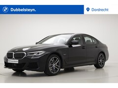 BMW 5-serie - 530e xDrive M-Sport | Driving Assistant Professional