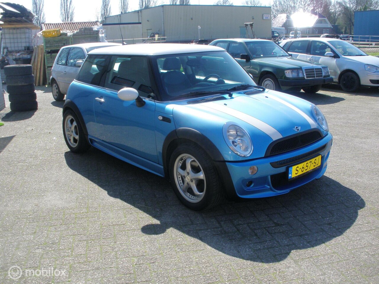 MINI One - 1.6 Salt stoer lm wielen verlaagd nwe apk