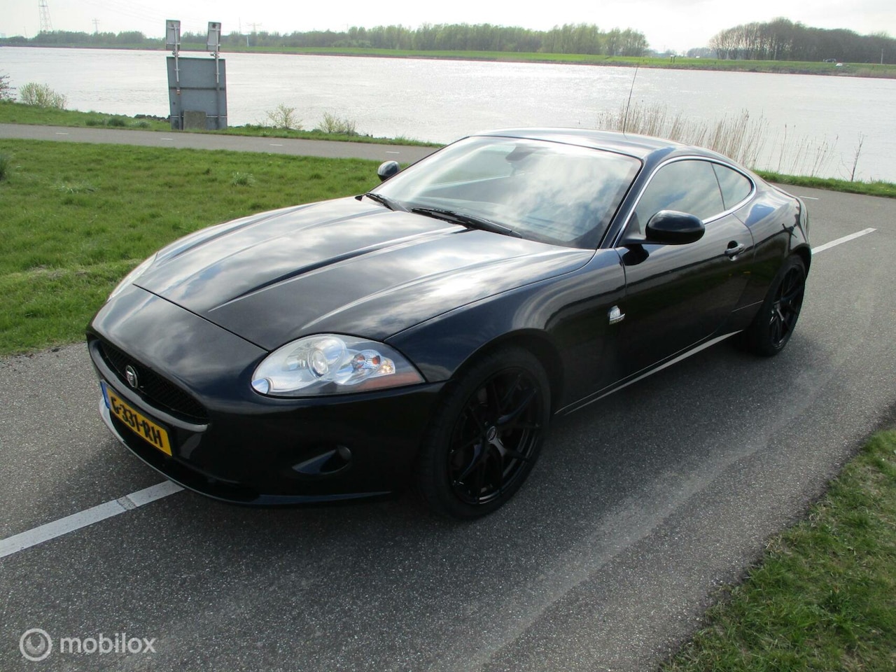 Jaguar XK - 4.2 V8 Coupé 4.2 V8 Coupé - AutoWereld.nl