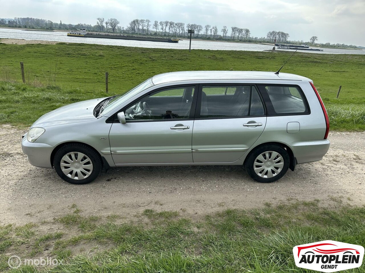 Mitsubishi Lancer Station Wagon - 1.6 Inform 1.6 Inform - AutoWereld.nl